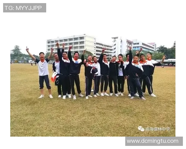 乐途足球鞋助力每一场比赛让你在球场上尽显风采与实力